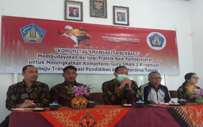 Tingkatkan Kompetensi Guru Menuju Transformasi Pendidikan dalam Merdeka Belajar, “Komunitas Smansakita Berbagi”, Gelar Workshop Berbagi Praktik Baik Pembelajaran.