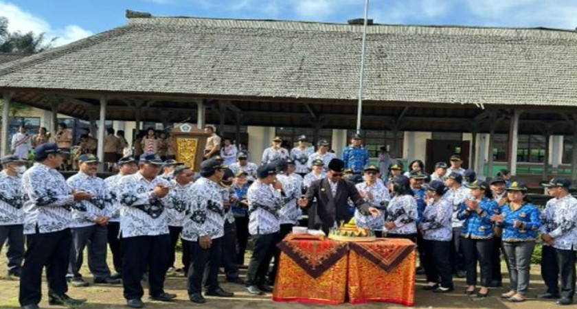 Hari Guru sebagai Momentum Refleksi